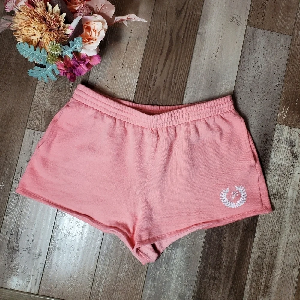 PINK Victoria's Secret Coral Pink Ivy Fleece Campus Shorts Size Large EUC